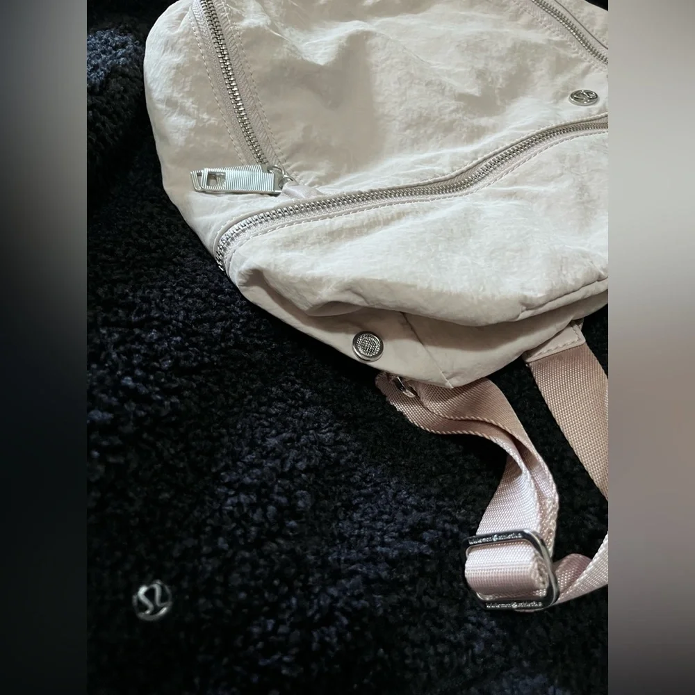Lululemon City Adventurer Backpack *Mini 12L
Muse - Picture 6 of 12